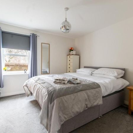 No.3 On The Square Apartment Beauly Bagian luar foto