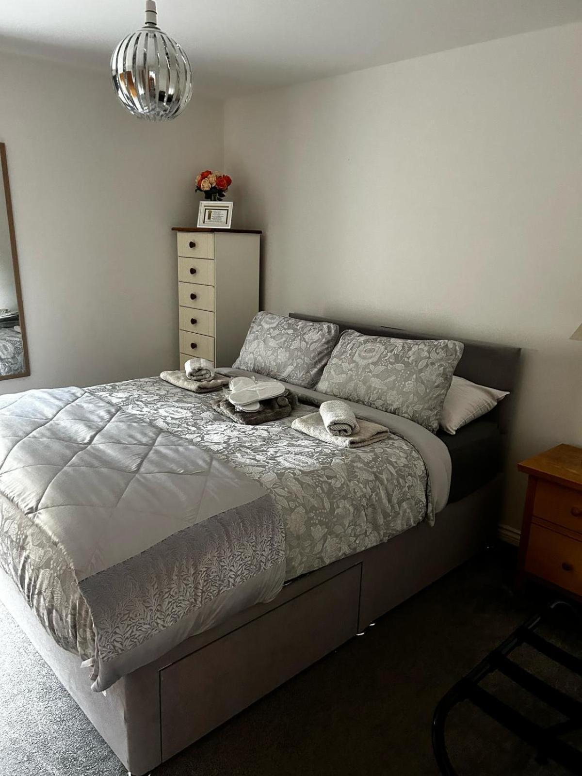 No.3 On The Square Apartment Beauly Bagian luar foto