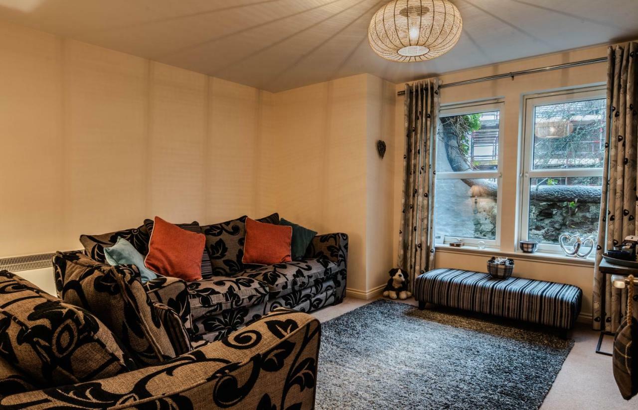 No.3 On The Square Apartment Beauly Bagian luar foto
