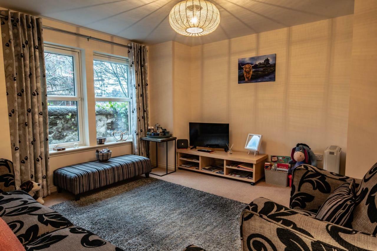 No.3 On The Square Apartment Beauly Bagian luar foto