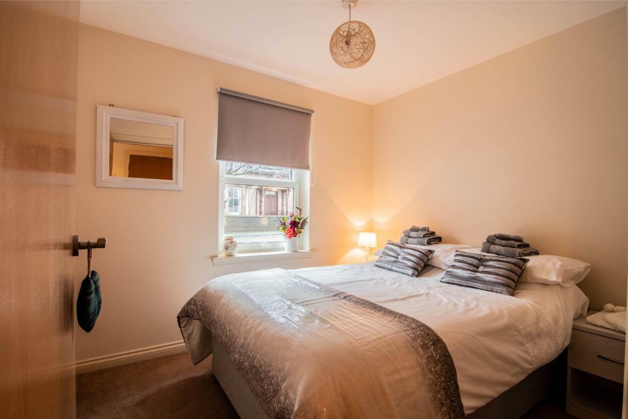 No.3 On The Square Apartment Beauly Bagian luar foto