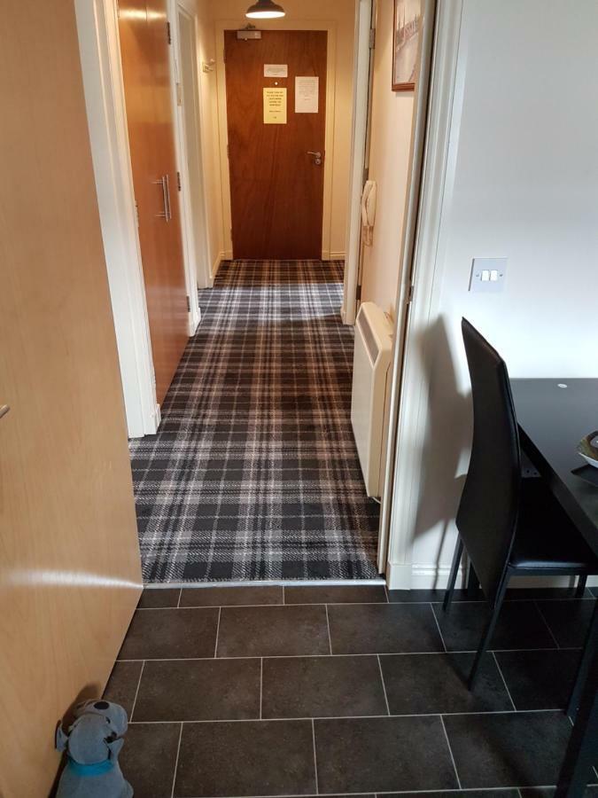 No.3 On The Square Apartment Beauly Bagian luar foto